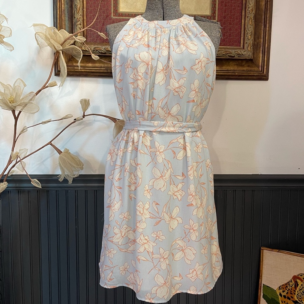 Gilli Floral Sleeveless Belted Halter Style Dress  Blue Feminine Size XS 💛🍄